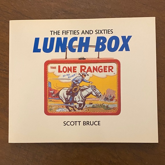 Chronicle Books Other - 💐 Vintage “The Fifties and Sixties Lunch Box” Book